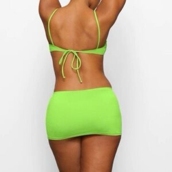 SKIMS Swim Micro Mini Skirt Neon Green Size L | Sold Out Rare NWT - Picture 3 of 5